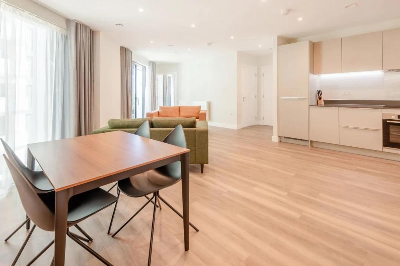 Modern Apartments In Brentford 2 Minutes Walk From Kew Bridge Екстер'єр фото