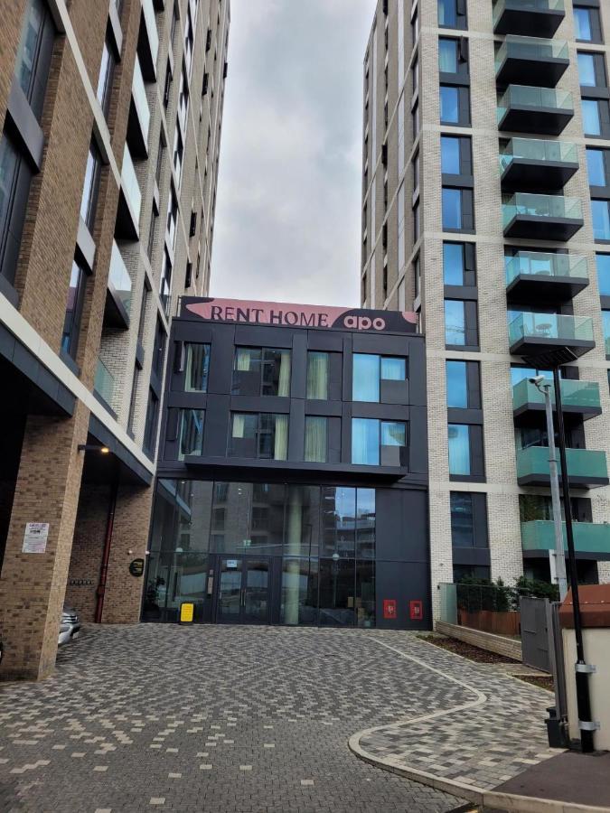 Modern Apartments In Brentford 2 Minutes Walk From Kew Bridge Екстер'єр фото